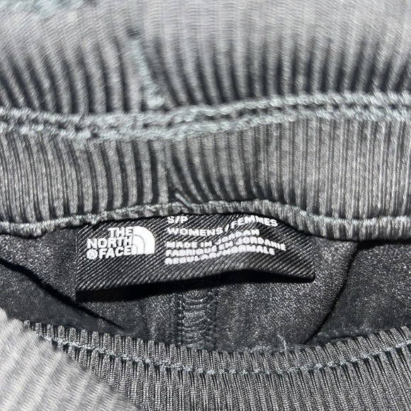 The North Face athletic shorts charcoal gray- small - Picture 2 of 7